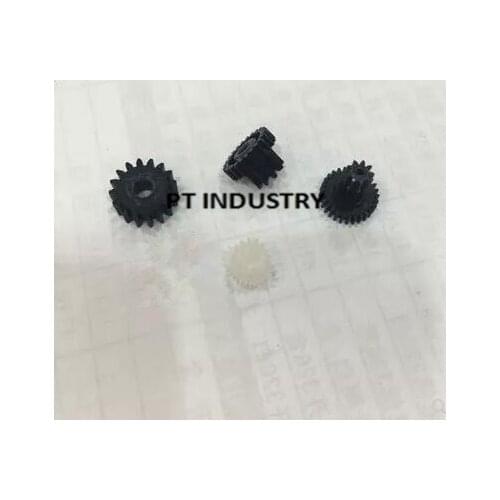 Original lens vulnerable gear, zoom gear set repair parts for Nikon P900 P900s