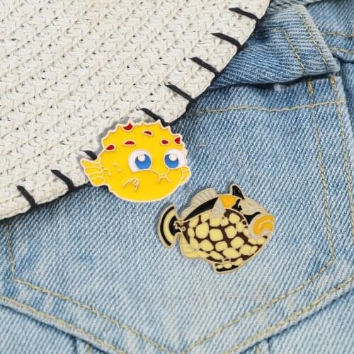 Cute Pufferfish Clownfish Enamel Pin Sea Creatures Badge Denim Jackets Lapel Brooches Women Men Cartoon Ocean Fish Jewelry Gifts