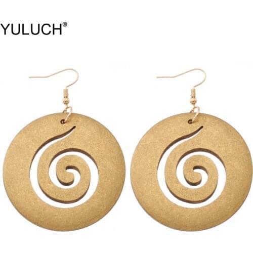 YULUCH 2019 New Design Ethnic Gold Round Wood Chip Cloud Hollow Earings Boho Bohemian Chandelier Drop Earrings For Women Jewelry