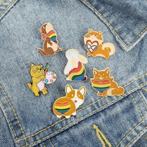 Rainbow Love Heart Animal Enamel Pin Rabbit Squirrel Dog Cat Clothes Badges Cute Pins Cartoon Gift for Friends Jewelry Wholesale