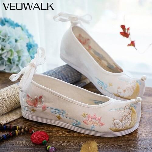 Veowalk Cat Embroidered Women Cotton Fabric Pointy Toe Inside Platform Shoes with Pearls Ladies Comfortable Casual Walking Shoes