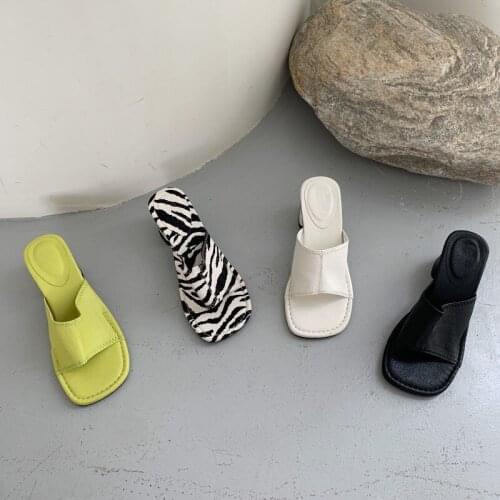 Summer New Women Slipper Open Peep Toe Square Heeled Elegant Ladies Sandals Outdoor Casual Slides Shoes Slip on Footwear