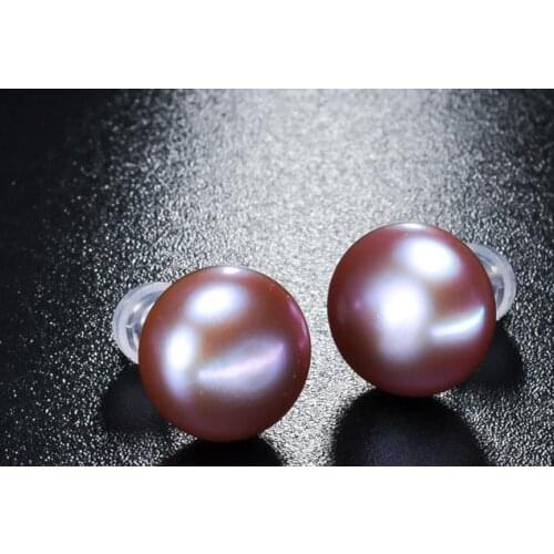 Charming pair of10-11mm flat round lavender pearl earring 14k