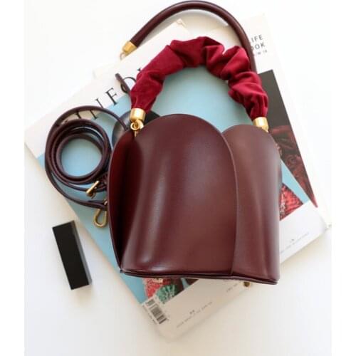 Flower Shape Handbags Small Totes 2021 New Genuine Leather Women Bucket Bag High Quality Cowskin Ladies Shoulder Messenger Bags