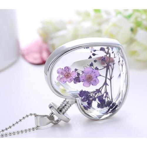 Chic Transparent Glass Dried Flower Pendant Necklace For Women Wedding Love Heart Locket Necklace Charm Real Flower Chain
