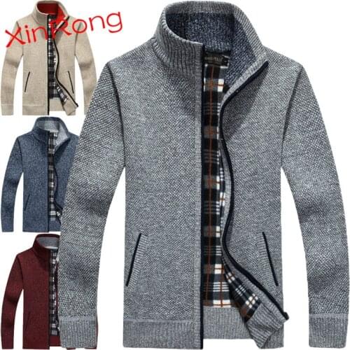 Winter sweater mens coat thick hooded cardigan mens plus velvet color matching zipper sweater mens linen cardigan new 2021