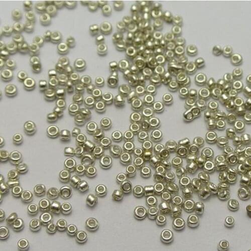 10000 Silver colour Metallic Glass Seed Beads 1.5mm (12/0) + Storage Box