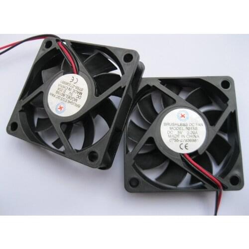4 pcs Brushless DC Cooling 7 Blade Fan 6015S 5V 60x15mm Black