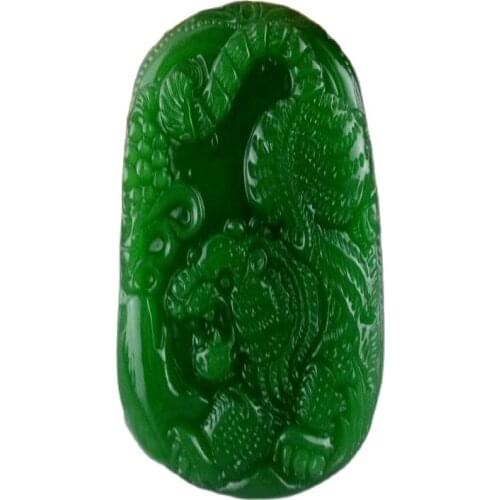 Xinjiang Hetian Jade Pendant Zodiac Tiger Kunlun Spinach Green Male And Female Tiger