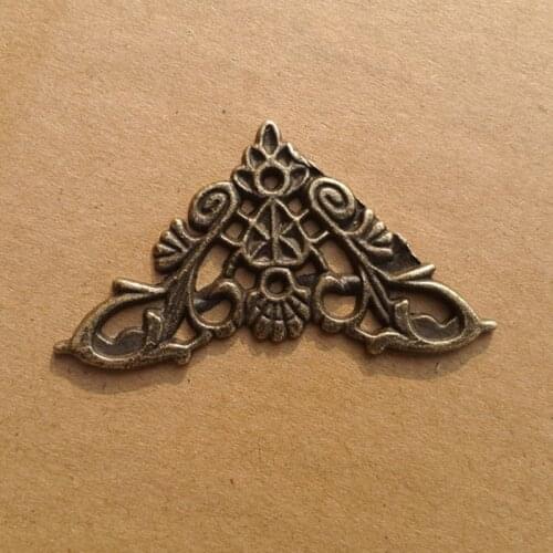 12Pcs Fashion Ancient Bronze Book Corner Albums Menus Folders Protectors Scrapbooking Corner Protector For Photo Album Corner