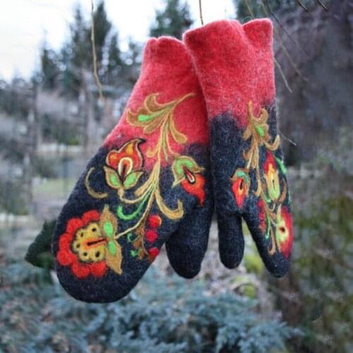 WomenS Cashmere Padded Color Matching Flower Print Winter Warm Gloves 5 Color Autumn Winter Spring