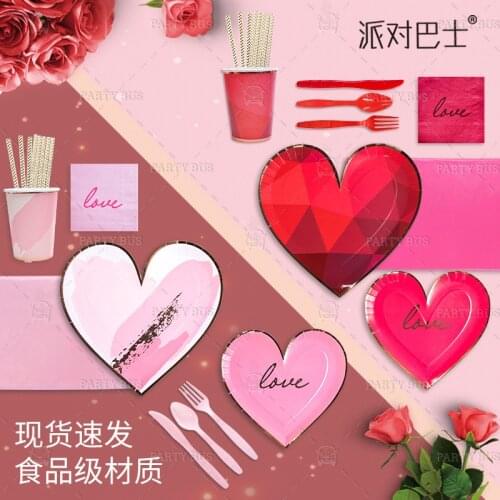 Heart Shape Disposable Outdoor Festival Party Wedding Tableware Paper Made Health Flat Ware Dishes Plates Dinnerware Sets