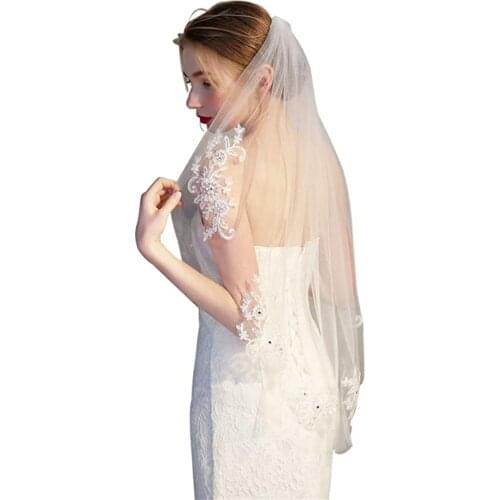 Wedding Bridal Veil with Comb 1 Tier Lace Applique Beaded Bride Veil