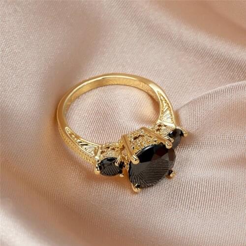 Vintage Female Black Crystal Stone Jewelry Yellow Gold Color Wedding Rings For Women Promise Bride Round Engagement Ring