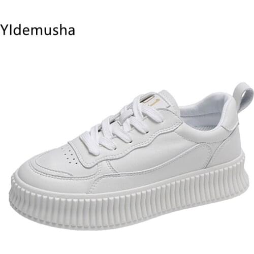 2021 New Autumn Thick Sole Womens Shoes Soft Sole Comfortable Women Sports Shoes Fashion Casual PU Shoes Fitness Running Shoes