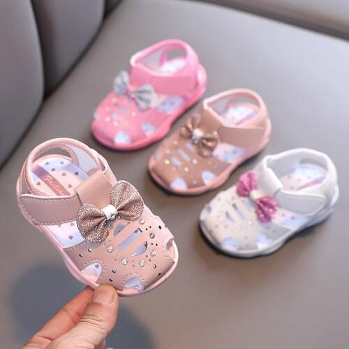 Girls Sandals Summer Soft Bottom Baby Girl Shoes Cute Bow Infant Kids Princess Shoes First Walkers Beach Sandals SBA010