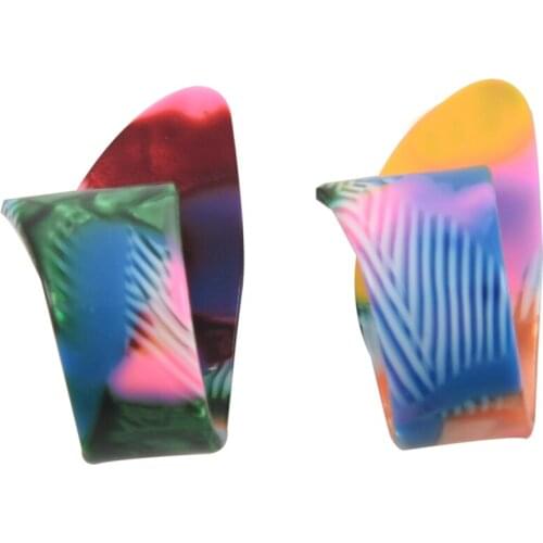 New 2 pcs Finger thumb guitar Picks plectrums celluloid Accessories Random Colors