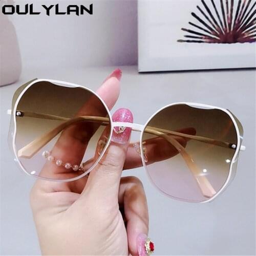 Oulylan 2021 Fashion Gradient Sunglasses Women Retro Cut Trimmed Hollow Lens Metal Sun Glasses Butterfly Shape Eyewear UV400