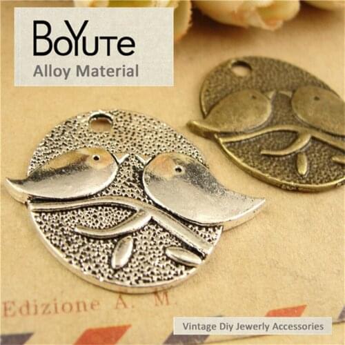 BoYuTe (50 Pieces/Lot) 25*29MM Vintage Style Zinc Alloy Material Antique Bronze Silver Bird Drop Pendant Jewelry Makings