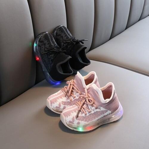 2020 spring new childrens socks shoes boys baby shoes flying woven net shoes girls flashing shoes