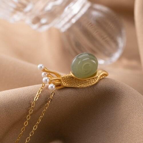 925 Silver Creative Animals Snail Pendants Necklaces for Women Natural Green Jade Pearls Snail Necklaces Real 925 Silver Jewelry