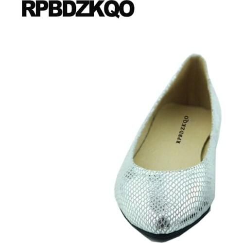 Flats Snake 2021 Spring Autumn Plus Size Designer Shoes China Large Chinese Women Pointed Toe Korean Ladies Slip On Fashion