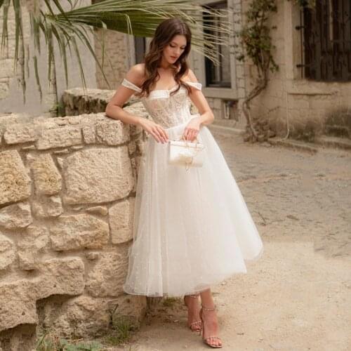 Short Wedding Dresses Off the Shoulder Sweetheart White Robe De Mariee A-Line Pleats Tea Length Lace Tulle Beach Bride Gowns