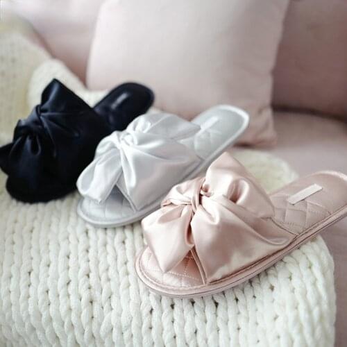 Satins Silk Bow Peep Toe Home Slippers Women 2021 New Fashion Sandals Korea Slip on Shoes Women Bedroom Slippers Flip Flops