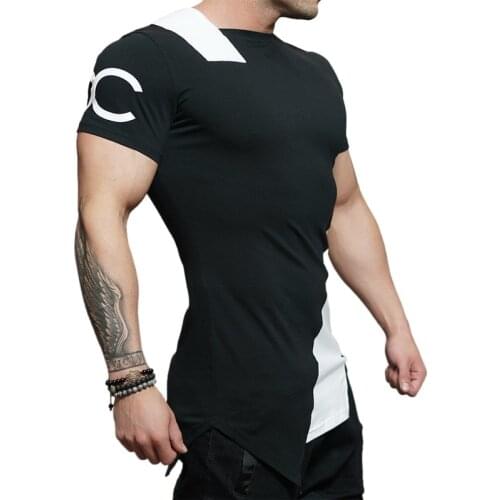 Mens Short Sleeve Patchwork T-shirt Bodybuilding Breathable Workout Clothes Fitness Shirt With Irregular Neck