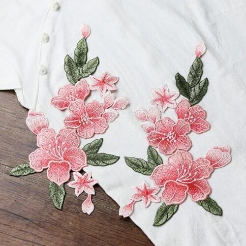 High quality Embroidery Pink flower Patches for clothing 3D water soluable Embroidered sew on parches applique for folk dresses