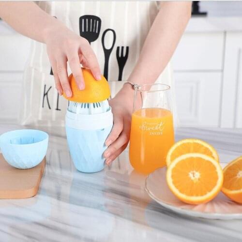 Multi-function Manual Juicer Citrus Lemon Orange Juicer Cup Mini Baby Juice Cup Squeezer Lid Rotation Press Reamer Kitchen Tools