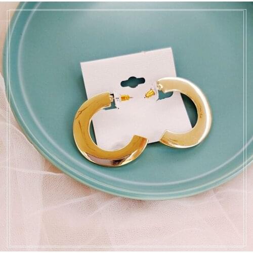 Newest Fashion Punk Gold Color Alloy C Shaped Hoop Earrings For Women Hip Hop Shinning Smooth Metal Earrings Jewelry Party Gifts