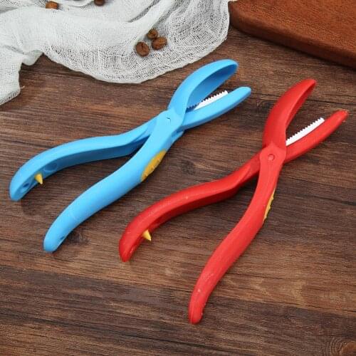 Nut Chestnut Clamp Walnut Pecan Pliers Multifunctional Opener Sheller Clip Portable Kitchen Shell Opening Tool Supplies