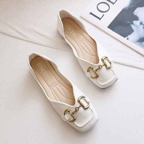 Bottomed horse title buckle bean shoes female 2021 spring and summer new soft-bottomed one-footed square lazy fairy wind shoes