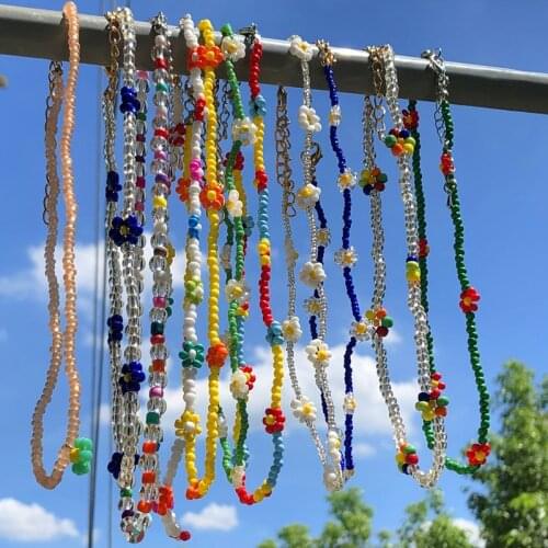 2021 New Korean Sweet Colorful Little Daisy Acrylic Flowers Boho Beaded Clavicle Choker Necklaces for Women Girls Summer Jewelry