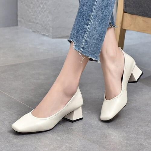 Square Toe Thick Heel Small Leather Shoes Womens Spring 2021 New All-match Shallow Mouth Single Shoes Casual Womens Shoes