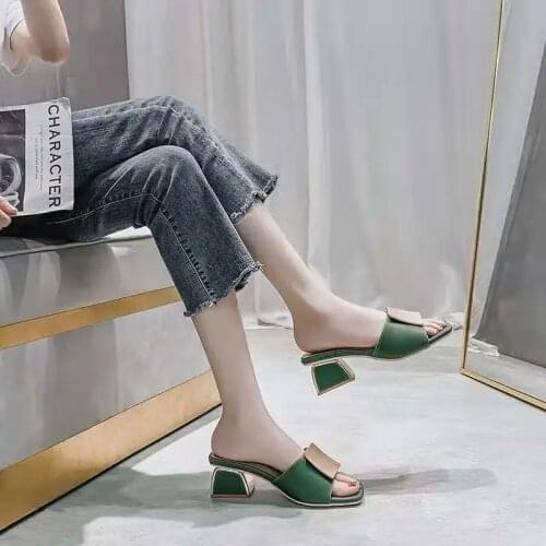 Open Toe Slimming Square Buckle Womens Sandals Chunky Heeled Womens Shoes 2021 New Summer Set Of Feet Female Shoes