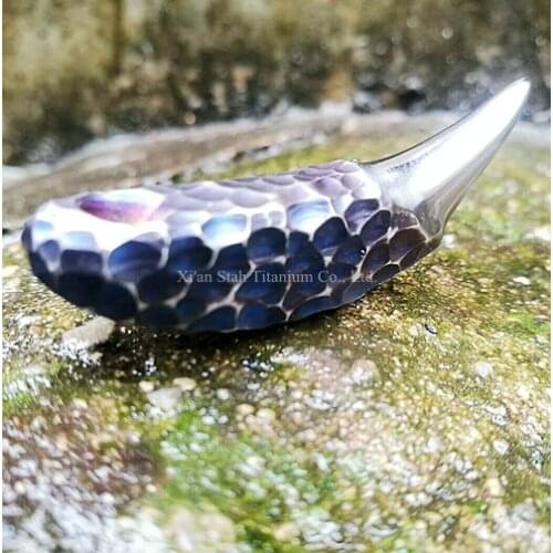 Pure Titanium Solid Pendant Wolfs Tooth / Fang Style 43*10mm 35g Crater Surface
