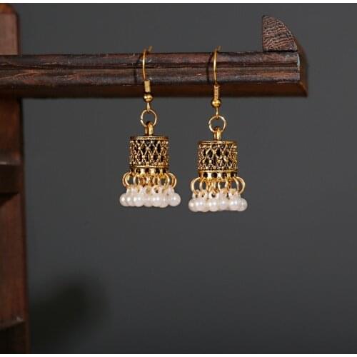 Vintage Boho Gypsy Small Gold Bells Indian Drop Earrings Women Orecchini Jewelry Pearl Tassel Ladies Retro Jhumka Earrings