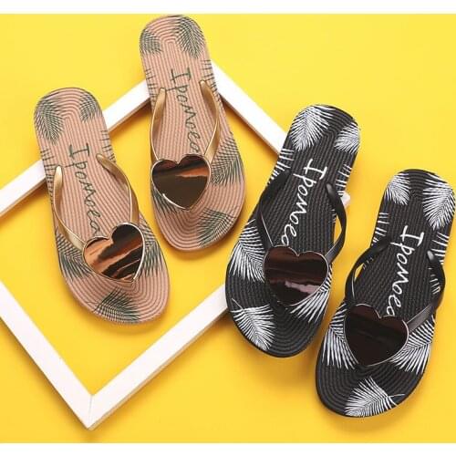 2021 New Womens Sandals and Slippers Flip Flops Womens Flip-flops Beach Shoes Bohemia Personality Seaside Slippers Women
