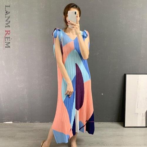 LANMREM 2021 Summer New Pleated Dress Women Loose Sleeveless Color Matching V-neck Dresses Female Casual 2W724
