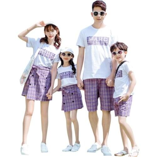 Family Matching Outfits Summer Mum Daughter Casual Dresses Dad Son Matching T-shirts with Shorts Holiday Matching Couple Outfits