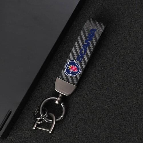 High-Grade Leather Car KeyChain 360 Degree Rotating Horseshoe Key Rings for SAAB scania sonett 9000 900 9-7 car Accessories