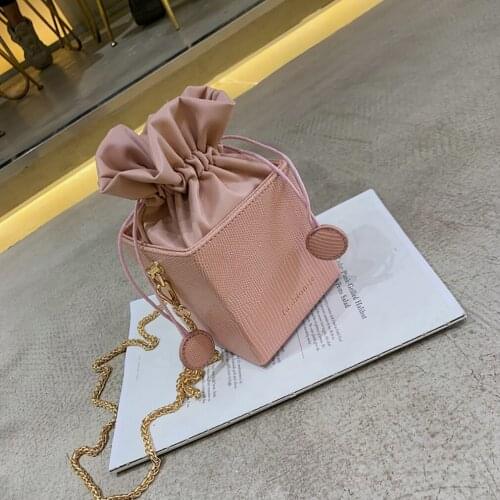 Portable New Design Fashion Personality Gift Box Drawstring Bucket Women Purses Small Flap Handbags Box Shape Crossbody Bags