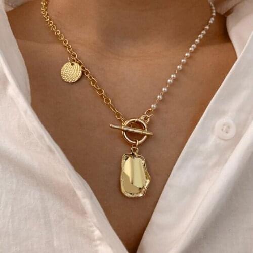 Vintage Gold Color Irregular Metal Pendant Necklace for Women OT Buckle Clavicle Chain Necklace Gothic Collar Jewelry Gift