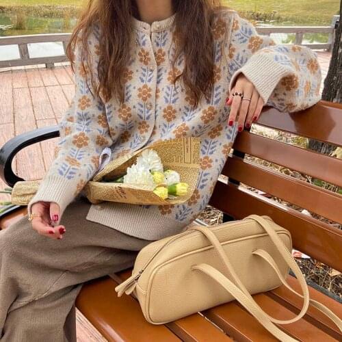 New Cardigan Knitted Jacket Womens Short Spring Autumn 2021 Retro Plant Print Warm Knitted Jacket Loose Elegant Outer Sweater