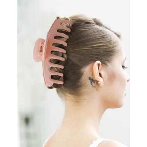 Women Solid Big Hair Claw Bathing Frosted Acrylic Shark Hair Clip Hairpin Portable Bangs Clip Hair Styling Tool Bath Hairpin