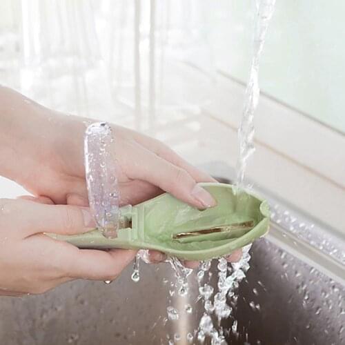 Plastic Fish Scales Graters Scraper Fish Cleaning Tool Scraping Scales Device with Cover Home Kitchen Cooking Tools