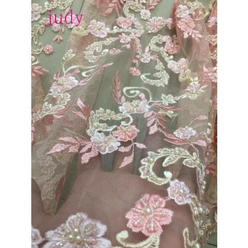 Mixed color, floral, embroidered pearls and high-grade French cloth are used for dress fashion dinner parties