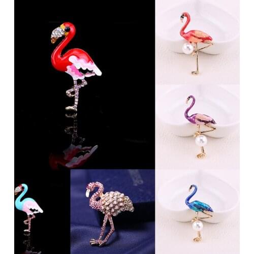 Fashion Flamingo Brooch Gold Enamel Pins Rhinestone Badge Gift for Girl Wedding Bridal Party Jewelry Gorgeous Dress Accessories